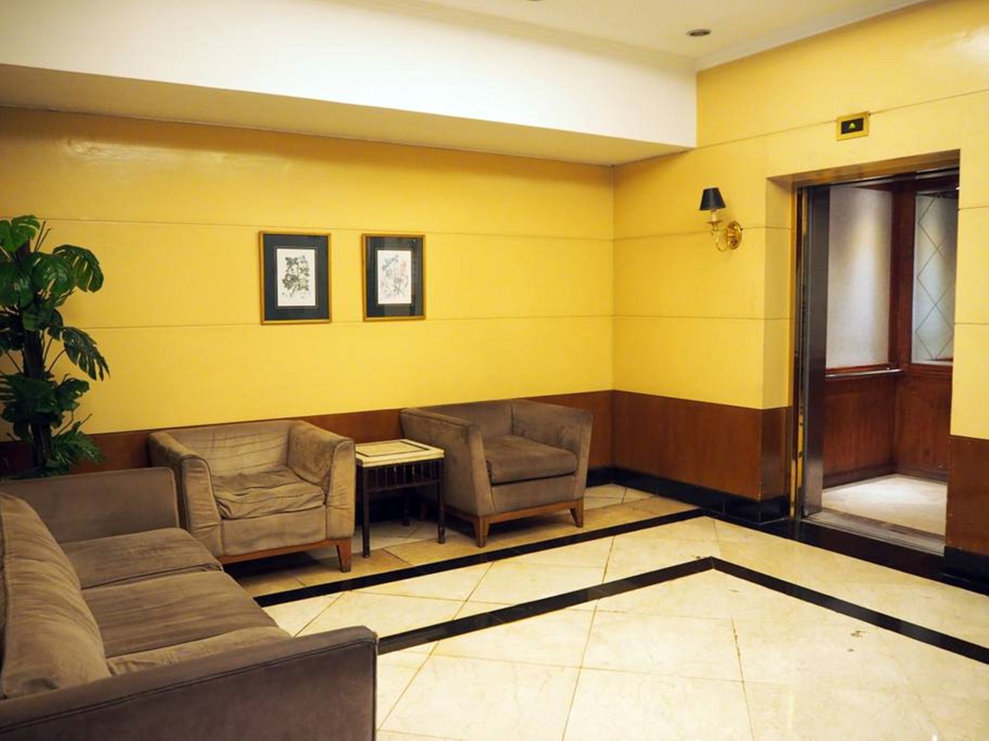 Suites De Marina Manila With Netflix Exterior photo
